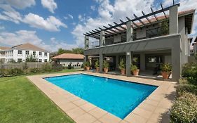 Fourways Luxe Suite